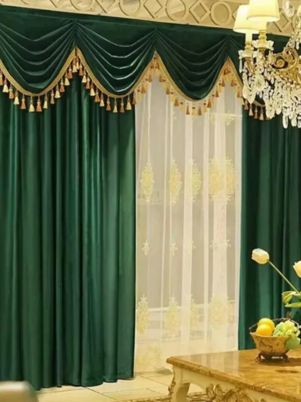 American Style Luxury Velvet Curtain Set – Emerald Green & Gold – 52x95”